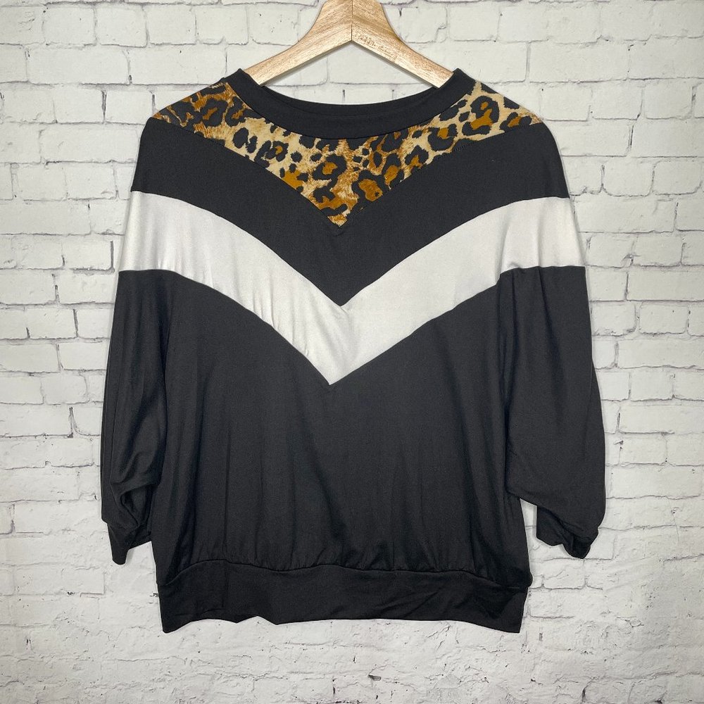 NWOT Women's Dolman Top BOUTIQUE Ginger G Medium Business Casual Trendy Shirt